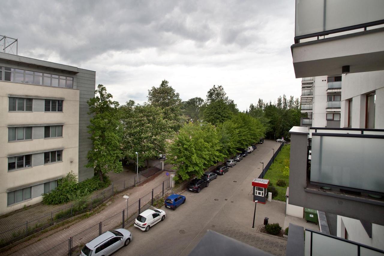Airport Okecie Klobucka P&O Serviced Apartments Warsaw Exterior photo